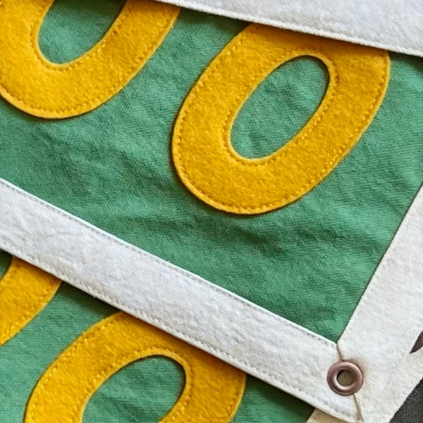 CHEE HOO Banner in Green